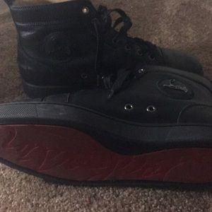 CHRISTIAN LOUBOUTIN SIZE 7.5-8 MENS